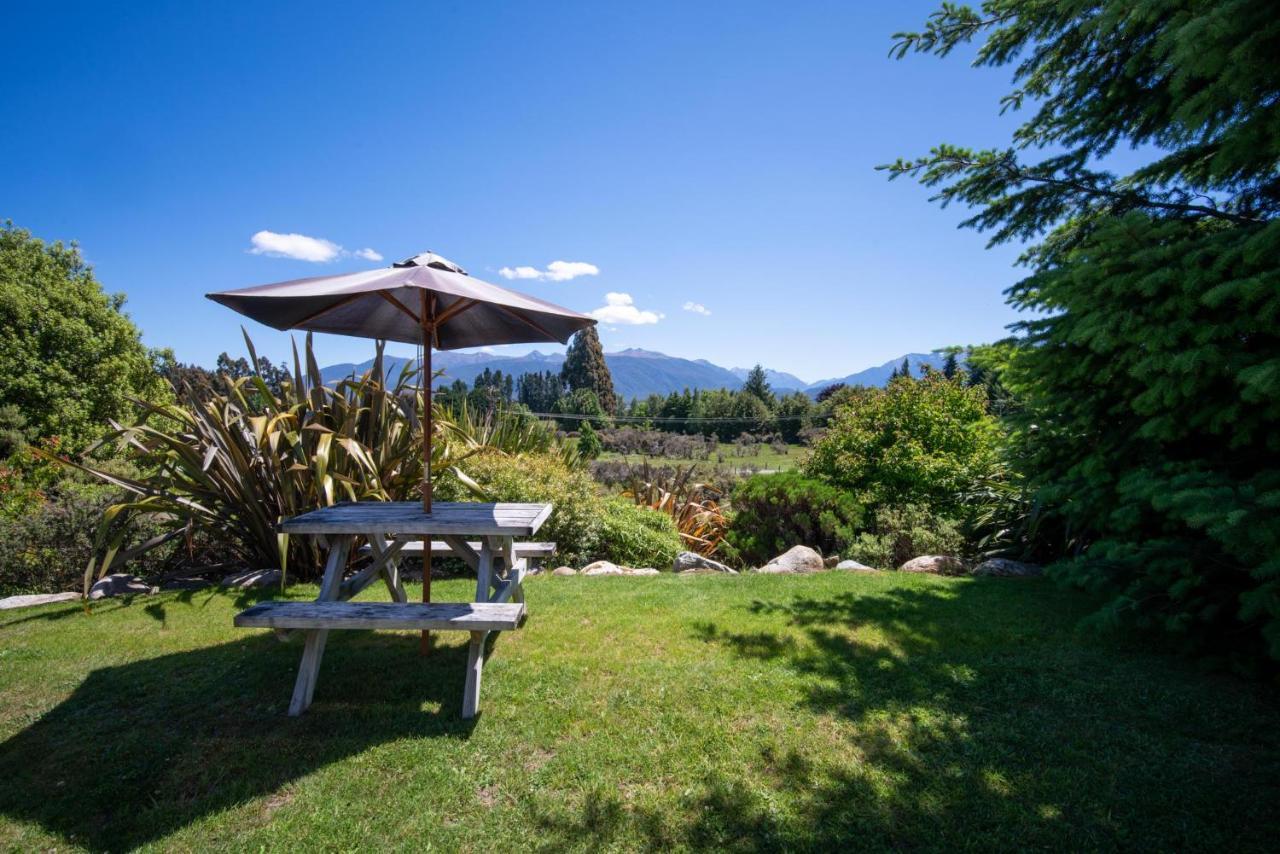 Blue Thistle Cottages Te Anau Exterior foto